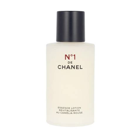 no 1 De Chanel revitalizing essence